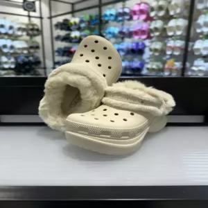 [크록스] 크록스 베이 라인드 클로그 211753-160 스터코 아이보리