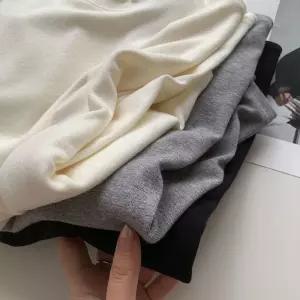 여자 데일리 티 롱루즈핏 자수 고양이 반폴라 긴팔 추동 도톰 오버핏 스몰핏 차이나넥 이너 톱 M스포4