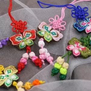 고품질 자수 매듭 노리개 나비 매듭고리 명절 한복 장식 (WFK9FRT)