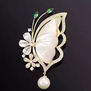 [하프클럽/]나비 팬던트 브로치 지르코니아 목걸이 핵진주 자개 겸용