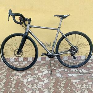 팻타이어 티타늄 그래블 자전거 프레임 700CX54C