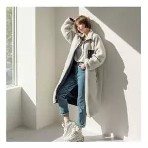 넉넉한 핏 양면으로 착용 가능 롱 후리스 캐주얼 자켓 949086