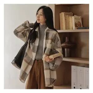 [저스트원] 몰리 뽀글이 체크 셔츠아우터 1018507