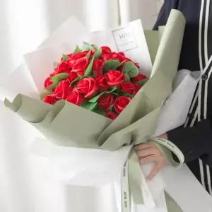 비누 장미 조화 꽃다발 모던 50송이 A 70cm 2컬러 인테리어 꽃 선물 장식 기념일