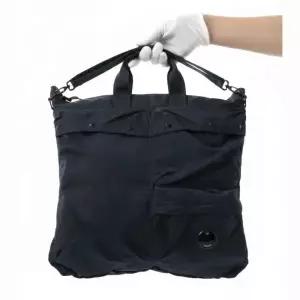 CP COMPANY 25 나일론 B 토트백 숄더백