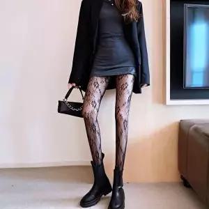 팬티스타킹 2컬러 페미닌룩 로즈 레이스 꽃무늬 망사