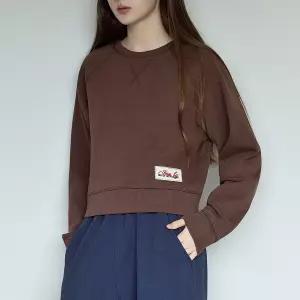 [이네스바이][이네스바이] 자수와펜 맨투맨 브라운 IFDMM00640