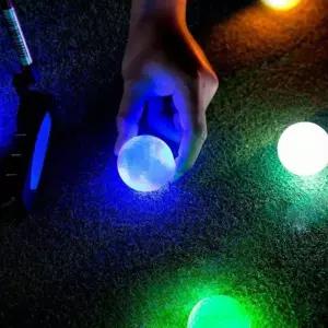 LED 발광알찬 골프공 새벽 야간 라운딩 골프연습 필드용품