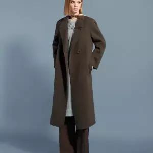 [롯데백화점]DEWL [CINE de DEWL] 알파카 블렌드 핸드메이드 싱글 롱 코트  D254MSG920