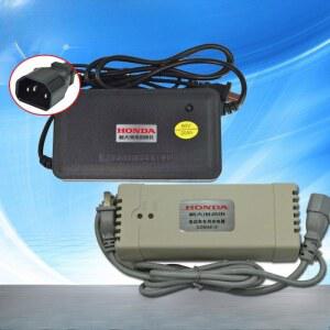 플러그 오세 전기차 배터리 스퀘어 48V12AH60V20AH32AH공인 17 48V12AH 아 자전거 신대륙 액세서리 뉴 충전기