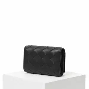 [보테가베네타]인트레치아토 3단 폴더형 지갑 609285 V3UH1 8803 816216