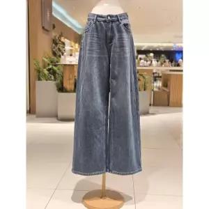 [롯데백화점]파프리카 앞 포켓 사선 다트 A라인 데님 청바지 SK4DPC18