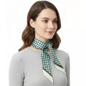 펜디 25FW Optical Labpy (FXT011 AYLB F0B8X) (옵티컬 랩피 스카프)