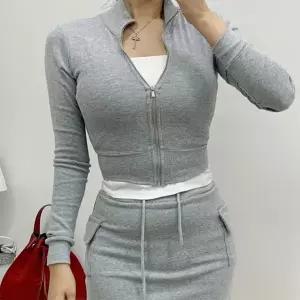 [다잇템] 여자 글램 폴라넥 집업 슬림핏 탱크 트랙수트 자켓