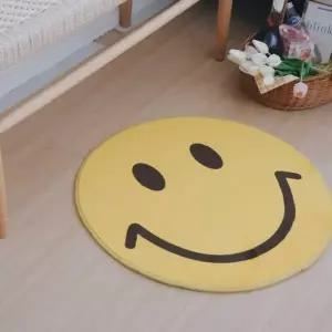 [텐바이텐]키치 라운드 스마일 러그 카페트 발매트 인테리어 소품