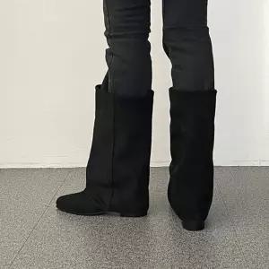 루즈샤프트 스웨이드 미들부츠 플랫 슬라우치 5FW 미들부츠 슬라우치샤프트 플랫솔