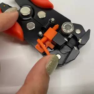 자동 전선 탈피기용공구 스트리퍼 케이블 전기작업 와이어 피복제거기