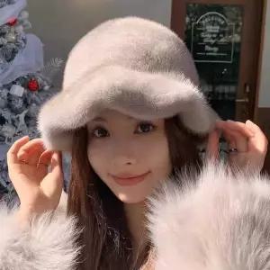 리온 밍크모자여성 천연밍크모자 챙 퍼 니트 겨울 밍크모자