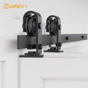천장 접이식 헛간 문 행거 레일 미닫이식 철물 가이드 레일 부속품 한쪽 및 양쪽 접이식 겹침