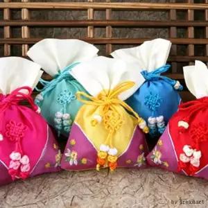 국화자수 복주머니/ 전통 선물 복 주머니 케이스 답례품 선물 포장 기념일 설날 명절 추석 선물 한국 외국