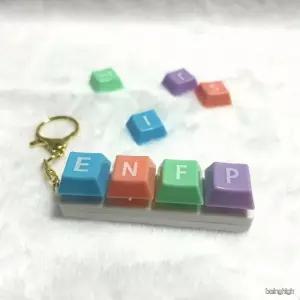 MBTI 키캡 키링 성격유형별 열쇠고리 미니 자판 나만의 가방 백참 차키 에어팟 선물