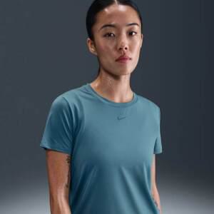 우먼스 나이키 원 클래식 드라이 핏 반팔 탑 FN2799-006