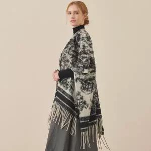 [롯데백화점]매긴 미스틱 빅 숄 머플러_PBMF5W1AC9021