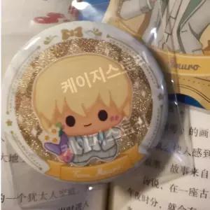  명탐정코난 30주년 기념 아무로 토오루 캔뱃지