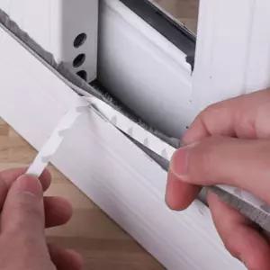 창문틈바람막이 외풍 우풍 문풍지 창문틈막이 외풍차단 샷시틈막이 풍지판