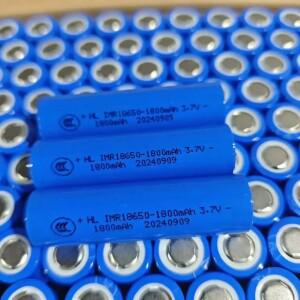 루리식 18650 3.7V 1800mAh 충전식 리튬 이온 배터리 - 전동 공구 손전등 어린이 장난감 리모컨용 고용량