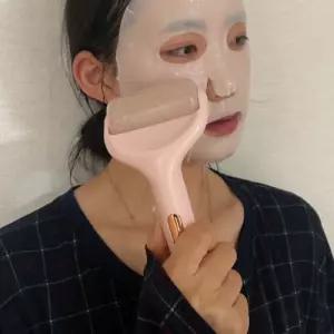 페이스 쿨링 롤러 마사지기