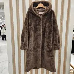 [셀러허브 1]스테파니 HC11 밍크롱후드코트  a24jk4441