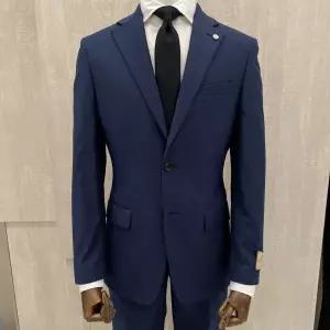 [지이크](대구신세계)FW 프리미엄 이테리수입원단 다크블루 셋업 정장 ( PJJ2034 )