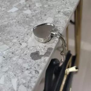 휴대용 하트모양 책상가방걸이 후크 책가방걸이 가방걸이 다용도걸이