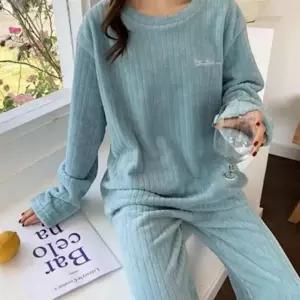 우먼 프리미엄극세사 파자마 상하 2피스 수면바지 라운지웨어 수면복 파티 (WFKK8WK)