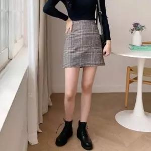 고품질 울미니스커트 체크 새틴스커트 스커트 윌민 더봄 미커트 (WFKL1PC)