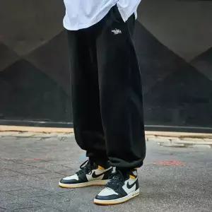 플루크 슬램로고 에센셜 조거 팬츠 FTP502