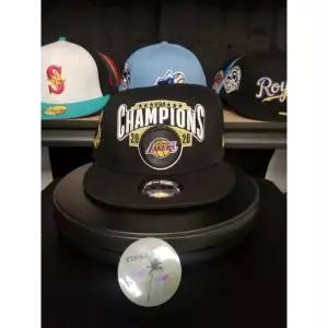 [관부가세포함] 뉴에라 9FIFTY 로스앤젤레스 레이커스 스냅백 모자