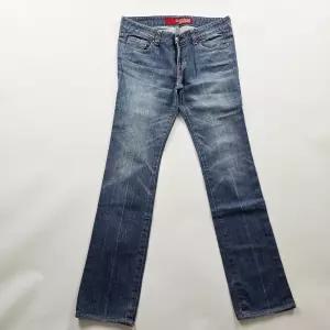 게스 청바지 스키니진 스판 워싱 데님팬츠 사이즈28