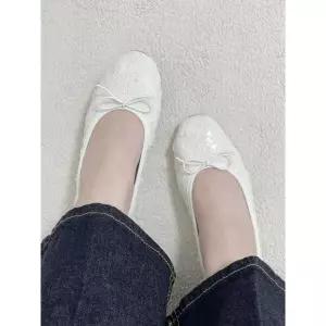 (핸드메이드) 스판 말랑 둥근코 라운드토 스팽글 비즈 장식 리본 웨딩 플랫슈즈 1cm 발편한 임산부신발