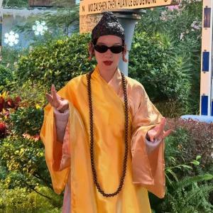 할로윈 복장 삼장법사 스님 웃긴옷 코스튬 코스프레 관음 승려복