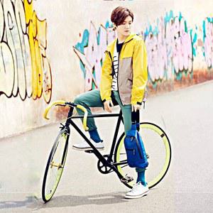 가벼운 크로몰리 26인치 클래식 24인치 100kg 경륜 화이트블랙 자전거