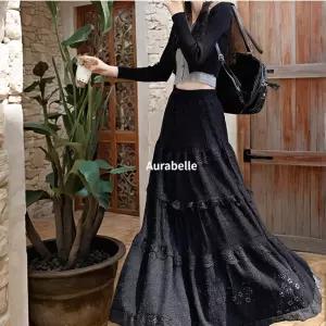 롱스커트 캉캉플레어치마 레이스 아우라벨르 블랙검정 꽃무늬 피치겉기모 펀칭맥시 봄가을겨울