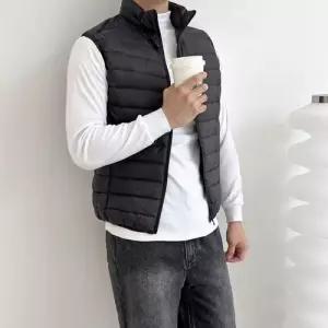 블레오 남자 하이넥 초경량 패딩 조끼 DM2512161139