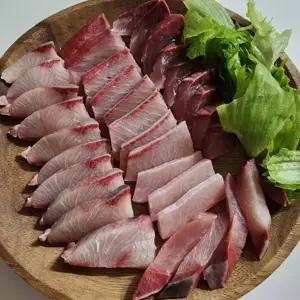 제철 방어회 대방어 300g x 1팩 (원물 10-14kg급)