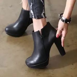 국내제작 168CUV45 둥근코 가보시 옆트임 통굽 여성 앵클힐