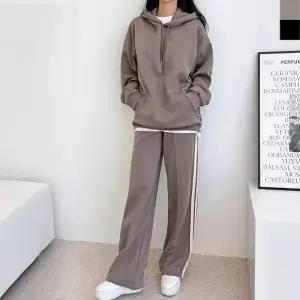 블레오 여자 빅사이즈 오버핏 커플 후드티 팬츠 세트 DM251129