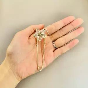 옷수선 옷고정 꽃 옷핀 8cm 옷핀브로치 바지수선 옷핀 바지허리수선 옷고정핀