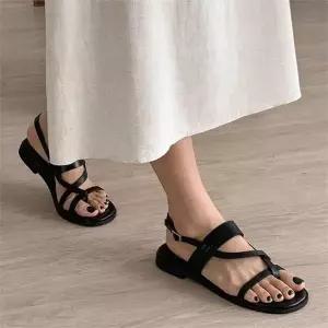 [오노마] ONM 엄지쪼리 스트랩샌들 플랫 샌들구두 여름신발 발편한 (S8533784)