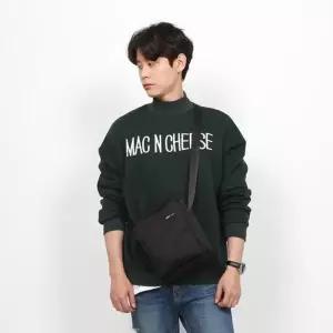 [셀러허브]남자 미니멀리즘 캐쥬얼 검정 클래식 크로스백 (S12157255)